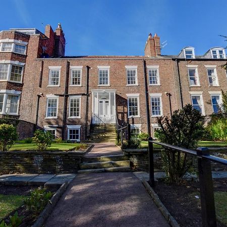White Linen Whitby, Room Only Exterior photo